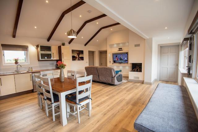 Meadowlane Lodge Корк Екстериор снимка